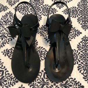 Crown and Ivy sandal